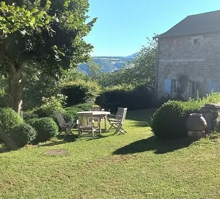 Berard * Saint-Julien-d'Intres