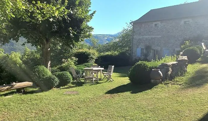 Berard * Saint-Julien-d'Intres